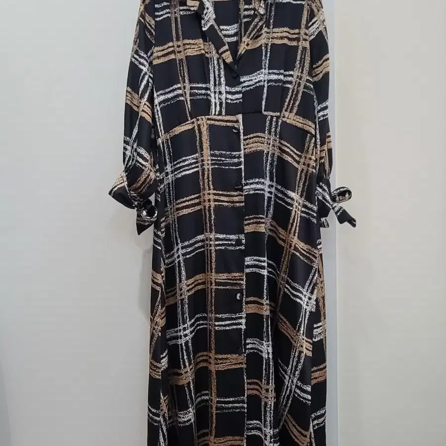 자라 ZARA 체크무늬 셔츠형 롱원피스 XS 44~55