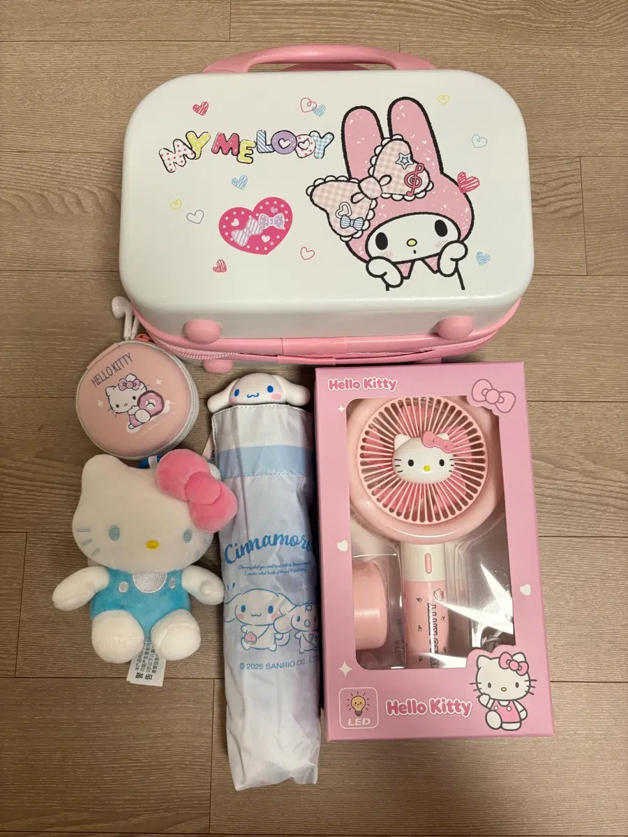 산리오 굿즈 일괄 판매합니다