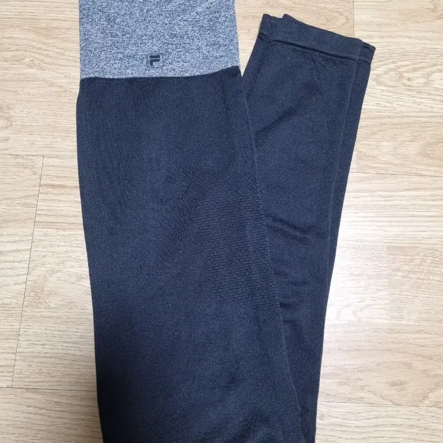 휠라레깅스.블랙. 90