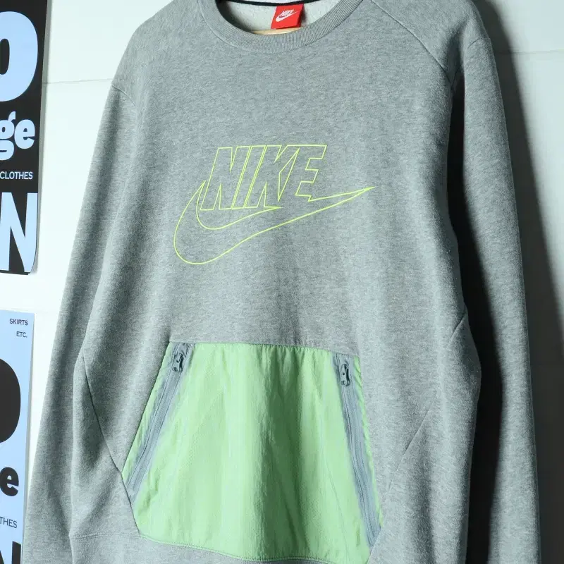 (L-XL) 나이키 맨투맨 티셔츠 테크팩 아노락 그레이 기모-H39577