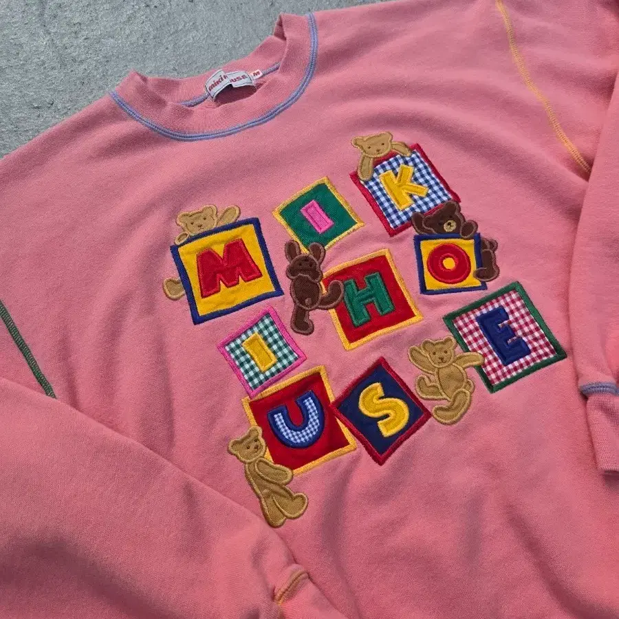 MikiHouse 미키하우스 90's 테디베어 자수 데드스탁 스웻셔츠