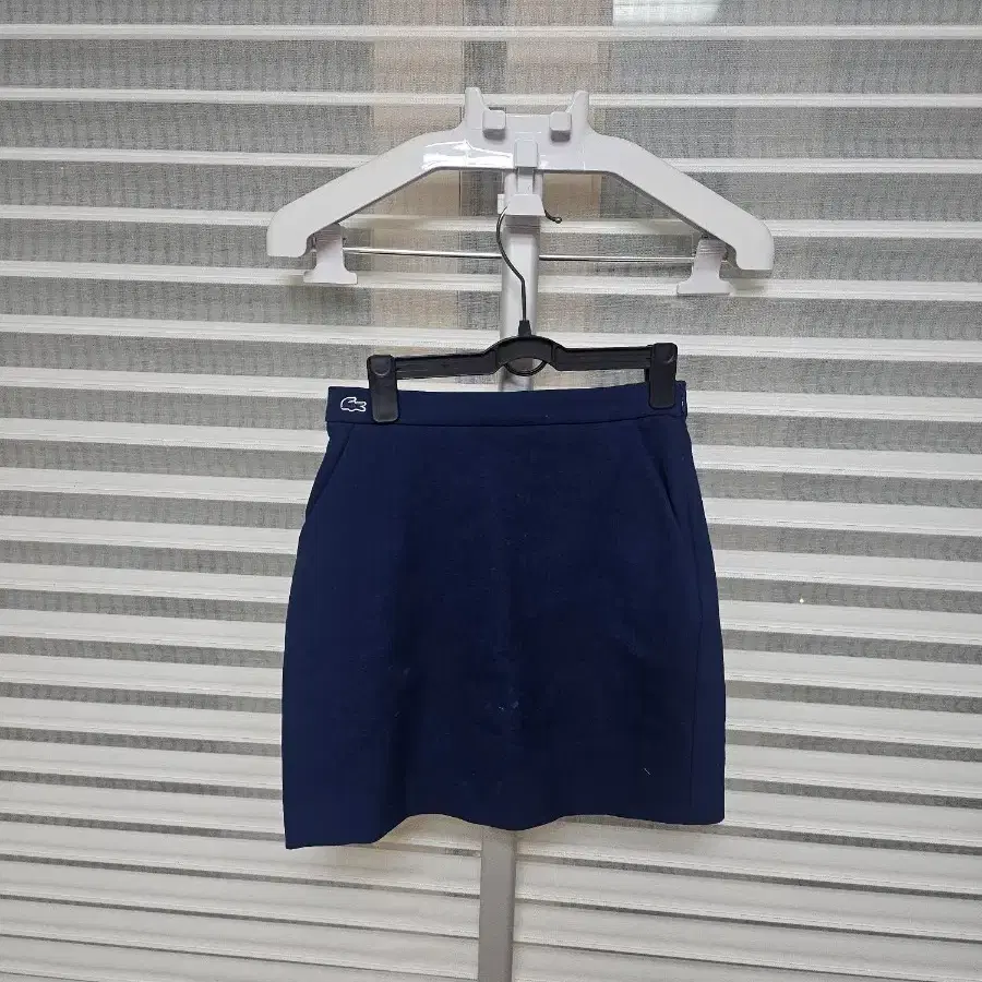 라코스테 여성 스커트 네이비