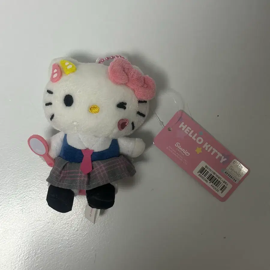 헬로키티 인형 스쿨룩 키링