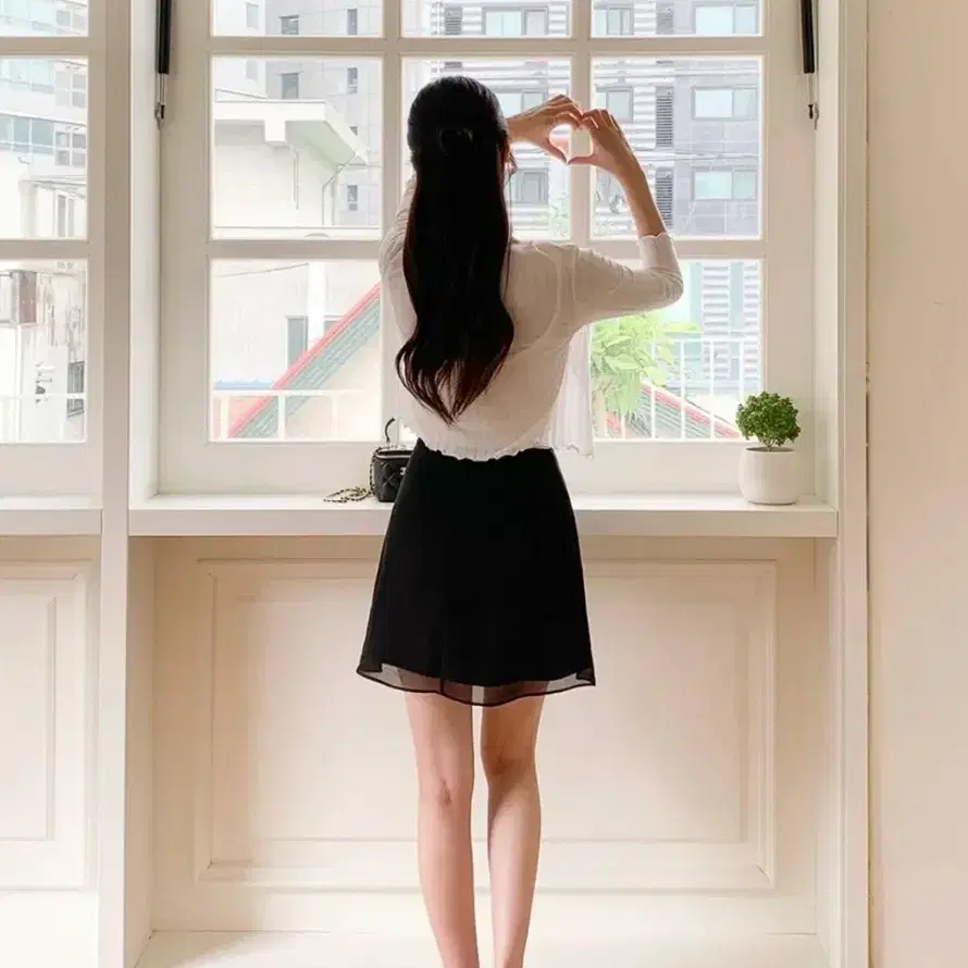 리썸데이 소피아 쉬폰 미니스커트, 블랙