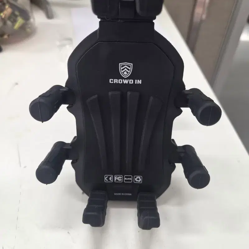 CROWDIN 스마트폰 거치대 팝니다