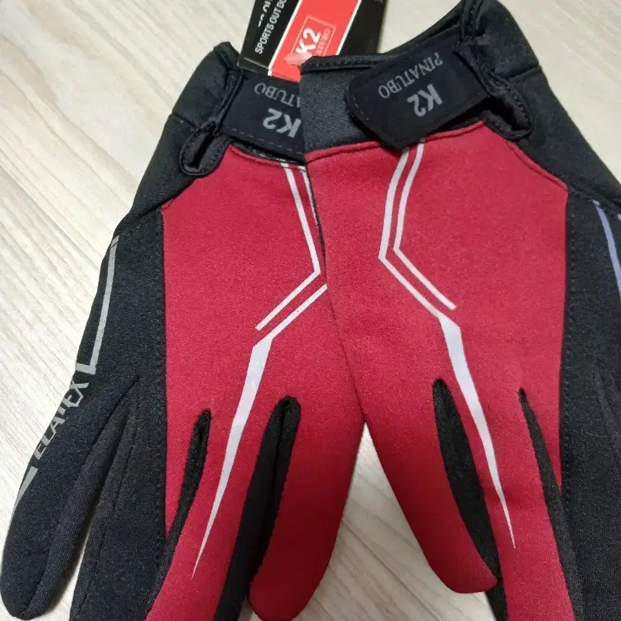 K2 21SS 피나투보 장갑 레드/블랙