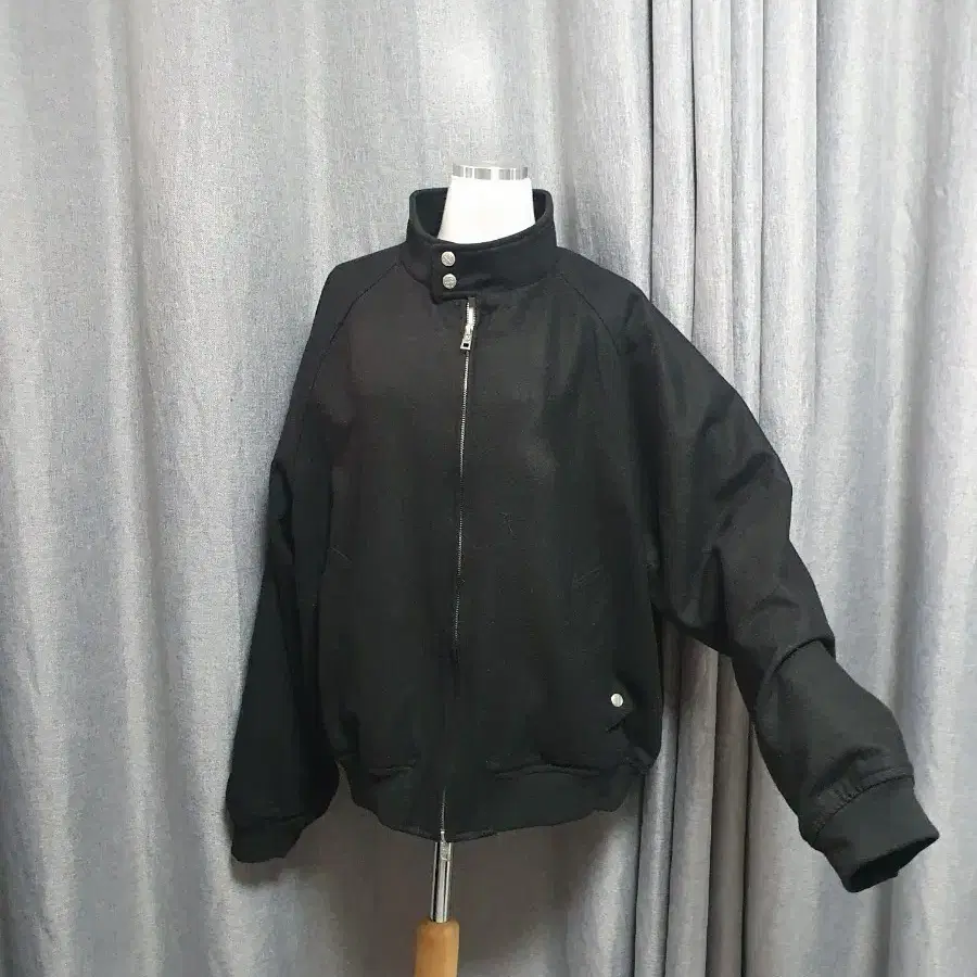 하입 블랙 고급자켓