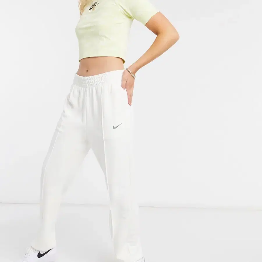 nike 나이키 우먼즈 메탈릭 스우시 조거 팬츠 트레이닝 바지 크림 오버사이즈