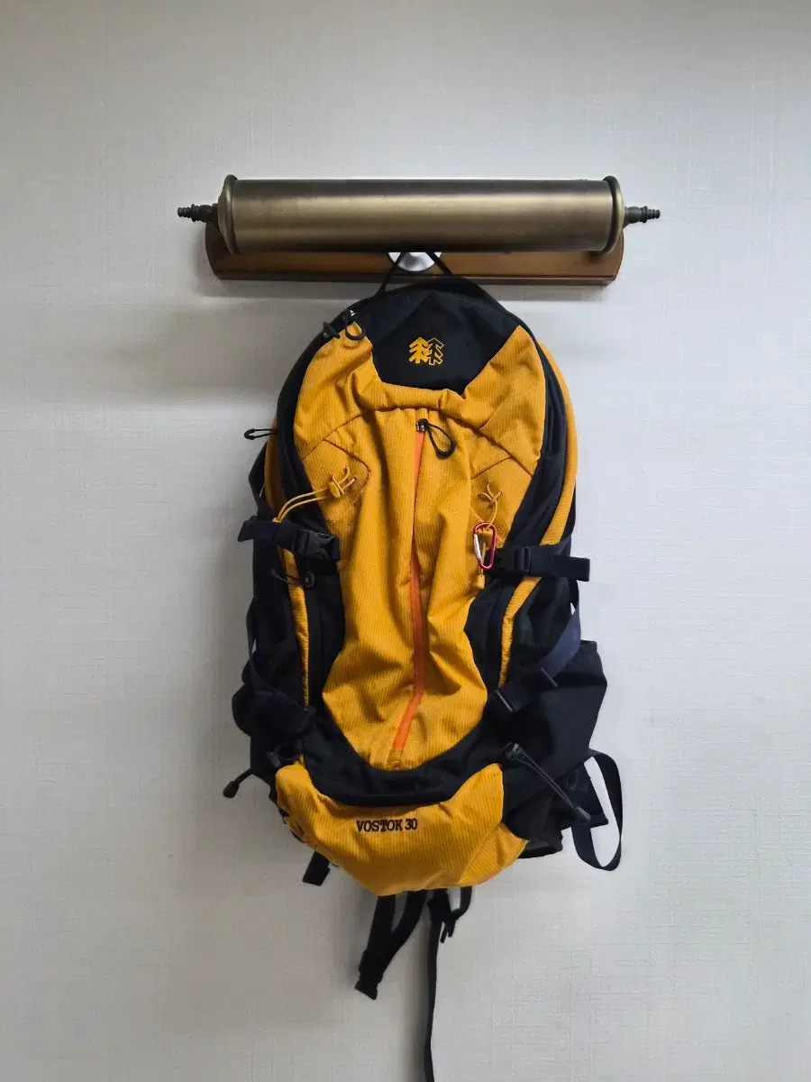 30L) 코오롱 스포츠 VOSTOK 30 배낭 팝니다