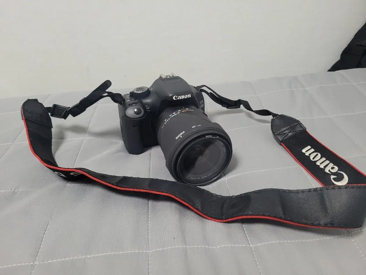 캐논 EOS 550D + 시그마 18-50mm DC 렌즈 세트