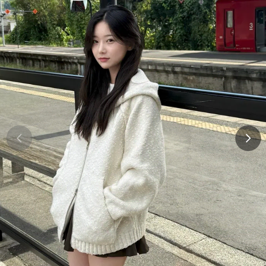윤슬샵 스노위 후디 점퍼 yoonseulshop snowy hoodie jumper