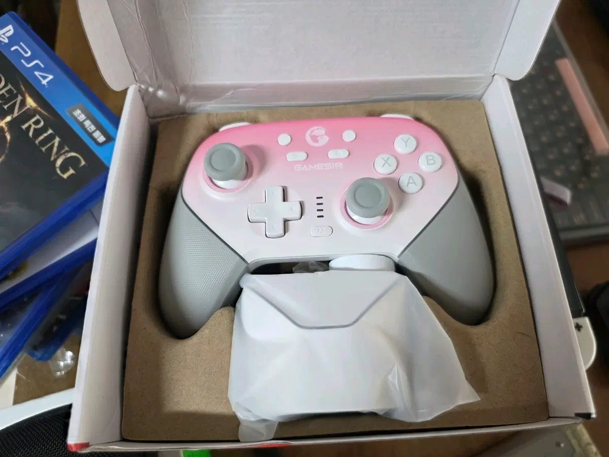 게임서 수퍼노바 gamesir supernova 패드 팝니다