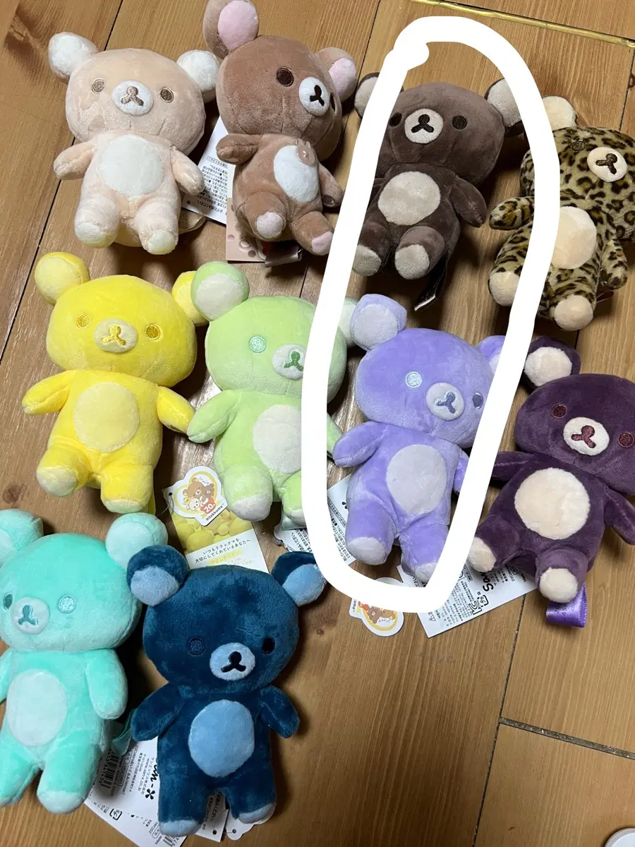 리락쿠마 20주년 20color 라벤더, 브라운 갈색 교환 구해요