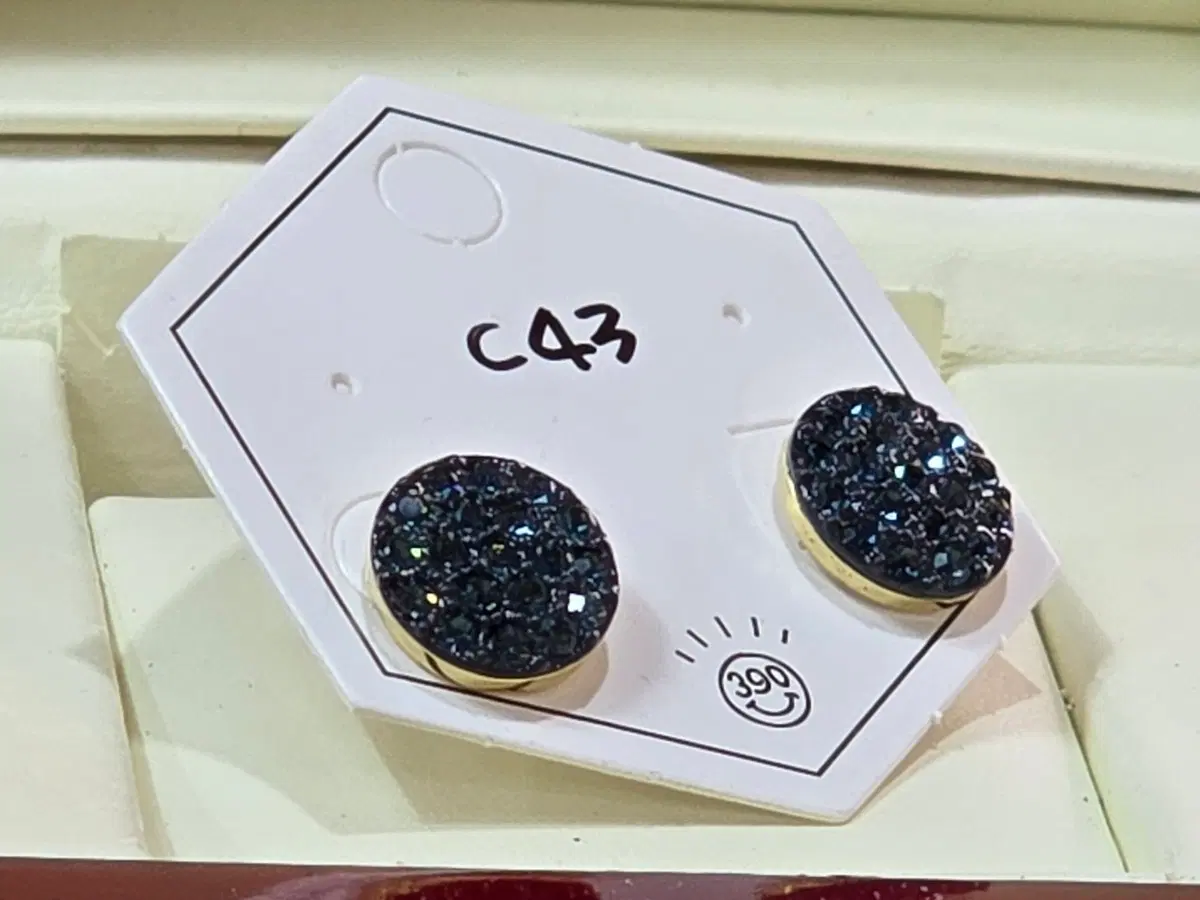 [상품명] C43 큐빅 귀걸이