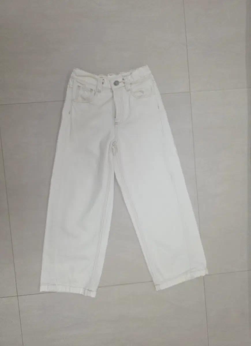 ZARA 키즈 화이트 와이드 데님 팬츠 (사이즈 128)