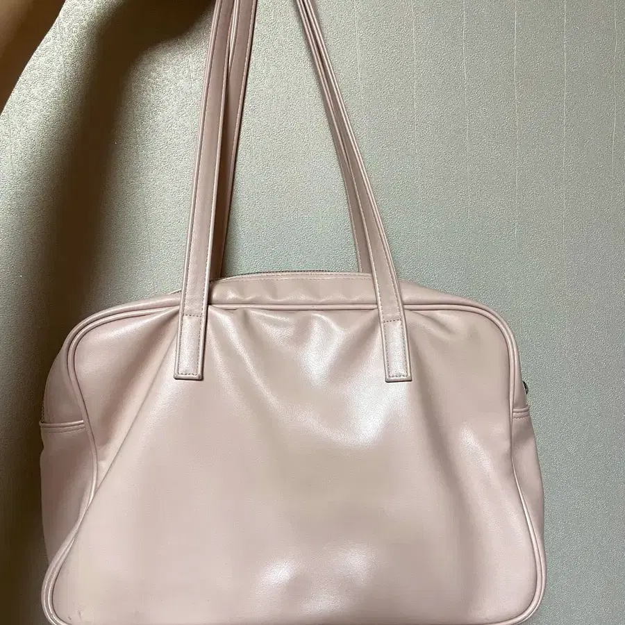 연핑크 숄더백