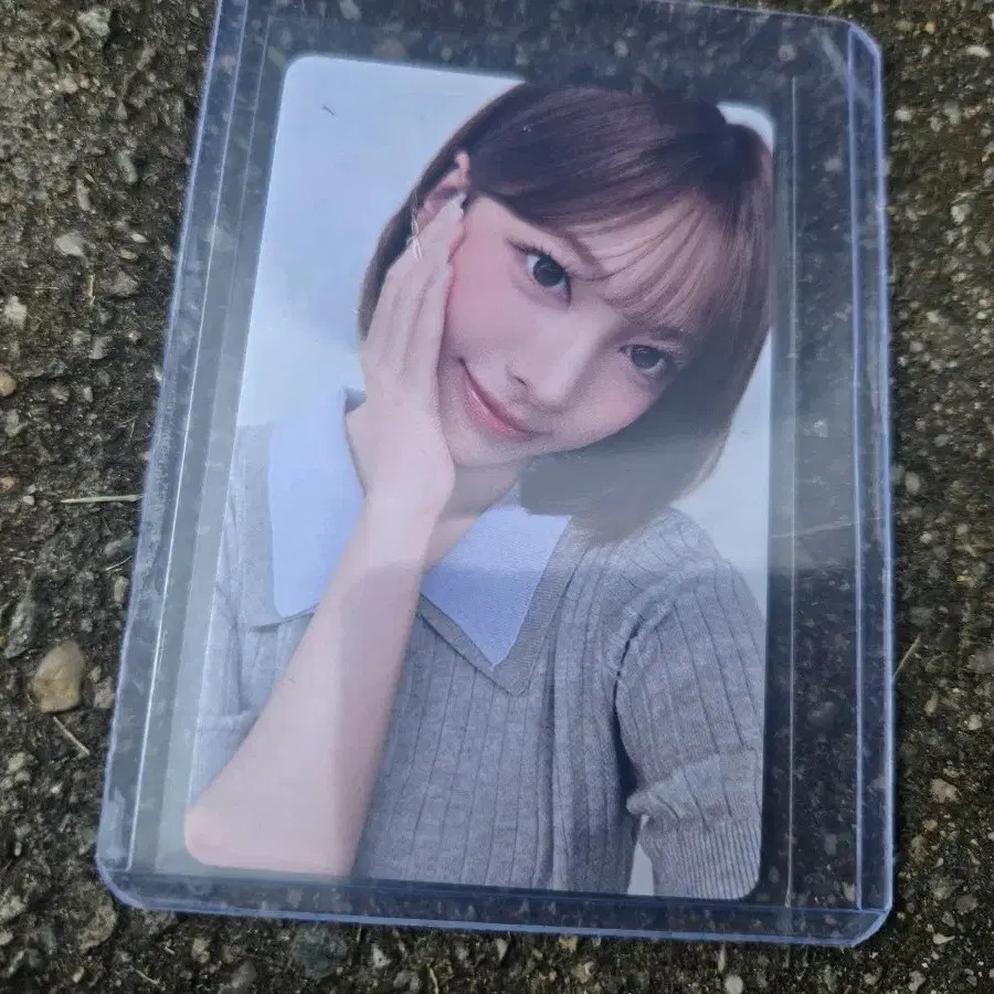 리센느 팝업  포토카드 메이 판매합니다!