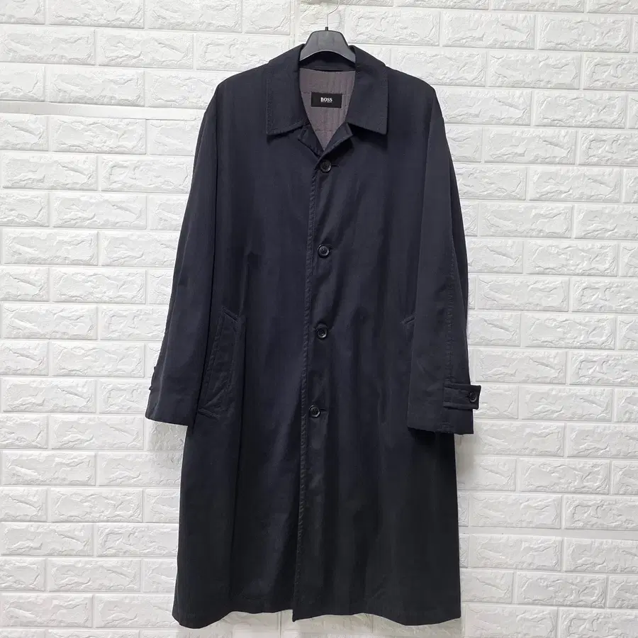 XL 휴고보스 블랙 트렌치코트 F179