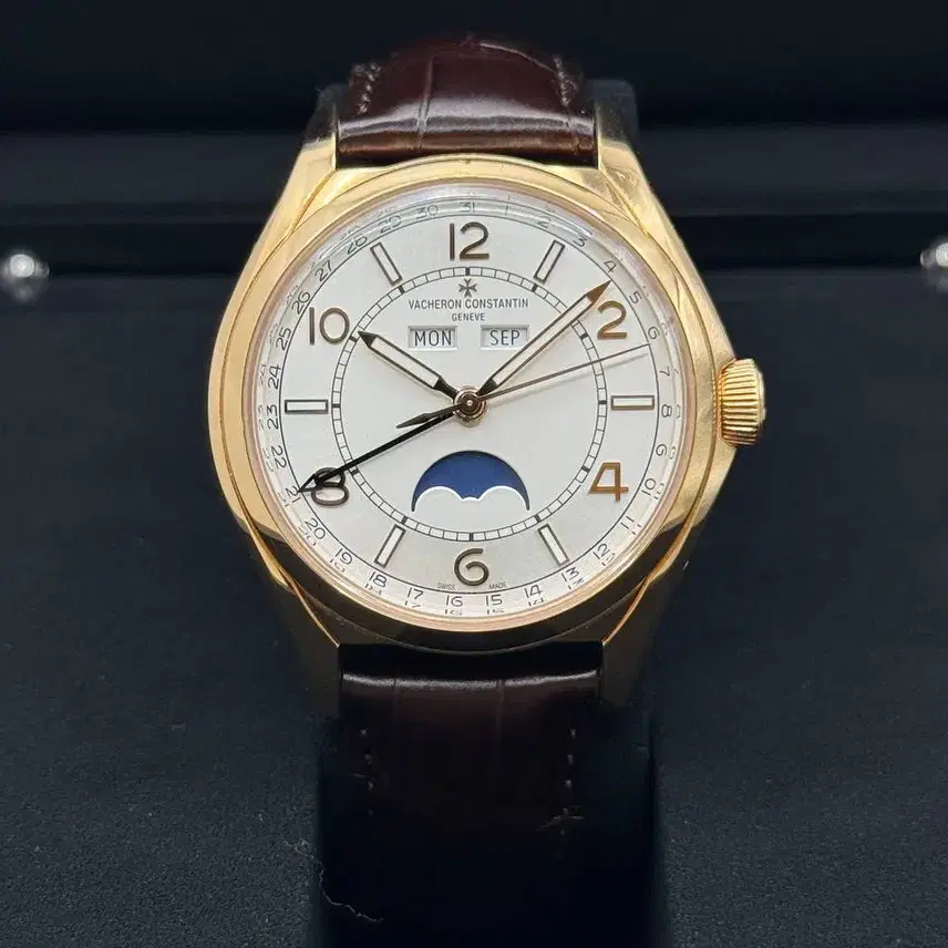 ヴァシュロンコンスタンティンフィフティシックスコンプリートカレンダー4000E / 000R