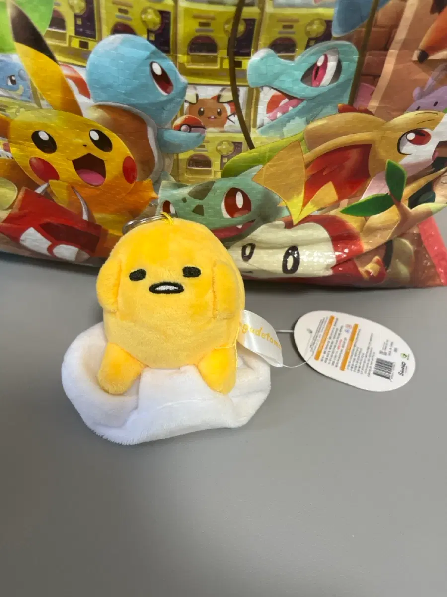 구데타마 인형 키링