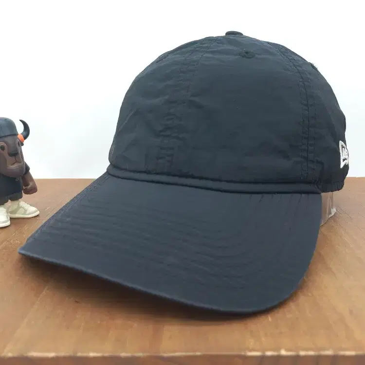 뉴에라 New Era 9FORTY 언스트럭처 나일론 볼캡 아웃도어 캠핑 야구모자 블랙