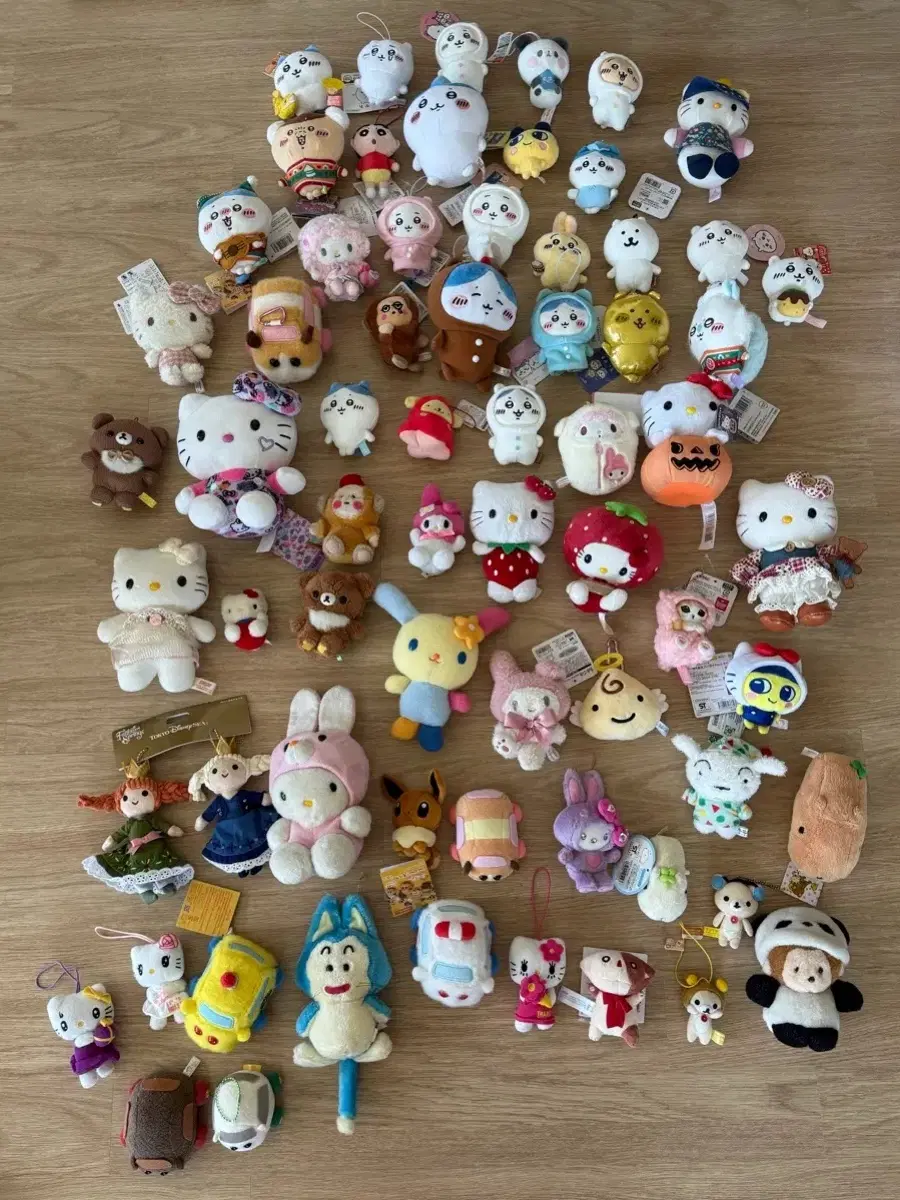 개당 만원!!!! 치이카와 헬로키티 우사기 카피바라상 모루카