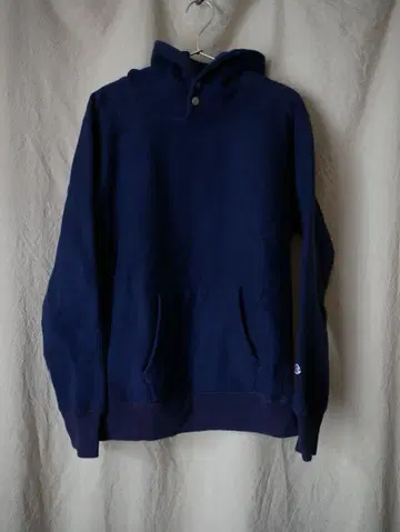 2000s Chanpion reverse weave