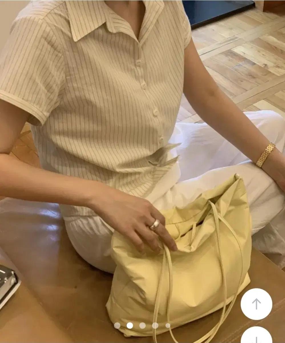 [새상품] 가브리엘 몬테네 블라우스 반팔 스트라이프 카라넥