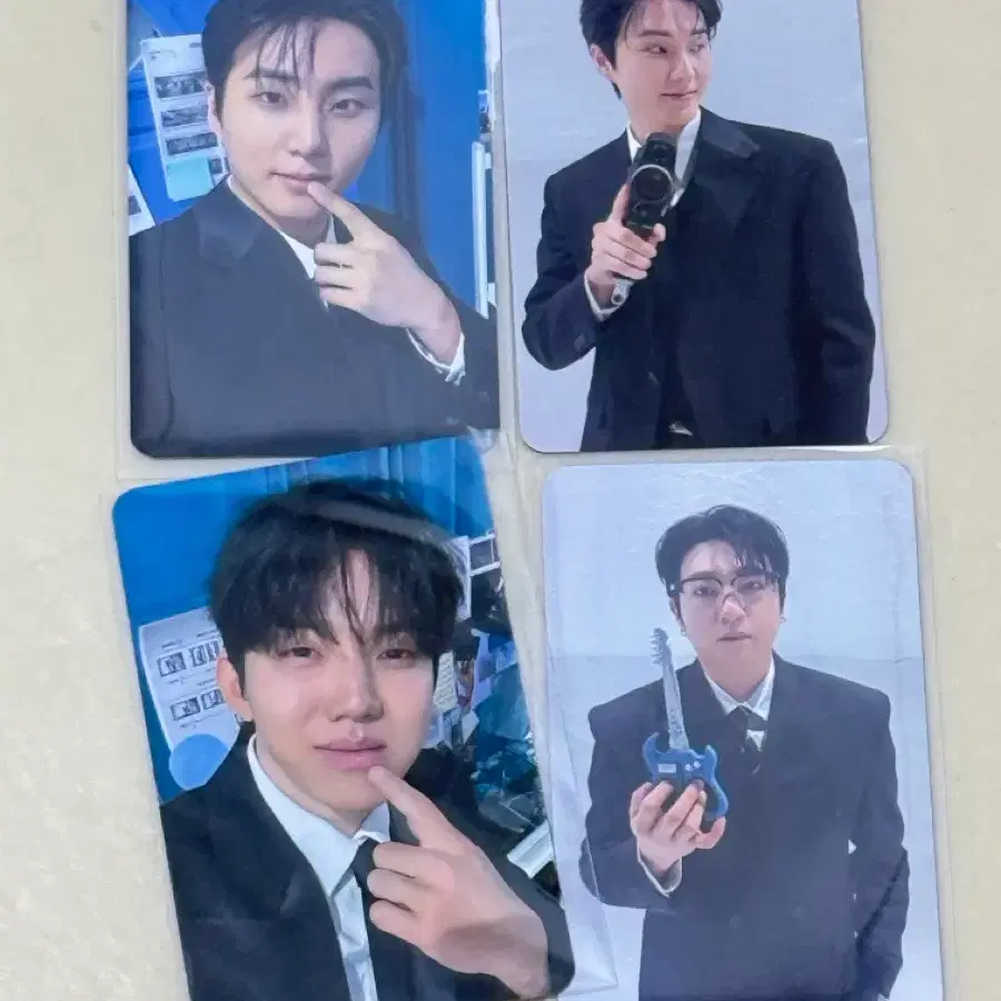 데이식스 더데케이드 5만원 포카 일괄 판매합니다