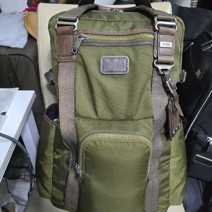 [TUMI] 투미 알파 브라보 르준 22380OLH 올리브