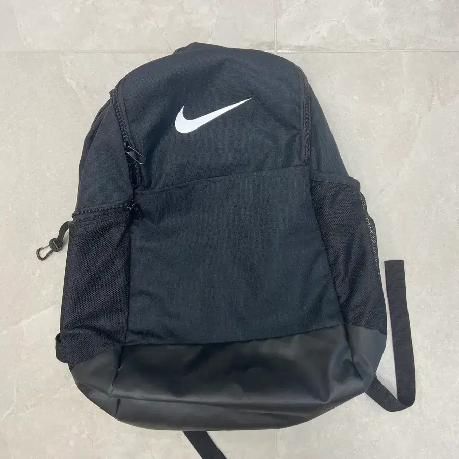나이키 브라질리아 9.5 트레이닝 백팩 24L DH7709-010 블랙