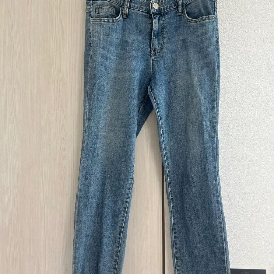 비뮤즈(현 베뉴엣) 중청 워싱 컷팅 청바지