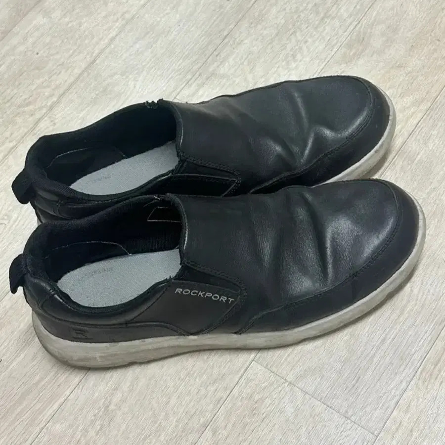 락포트 남성 로퍼 블랙 270