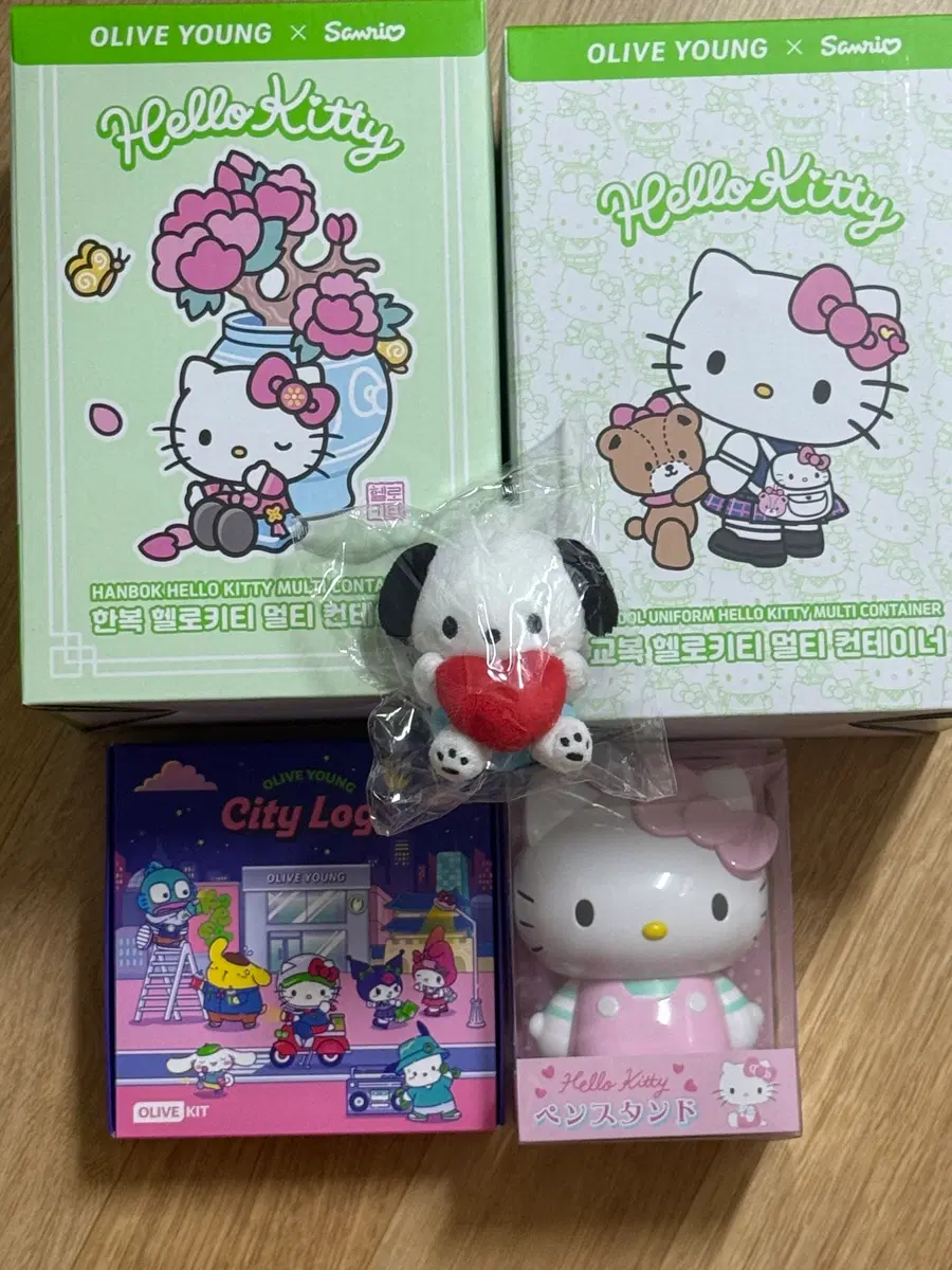 올리브영X산리오 헬로키티 피규어 세트