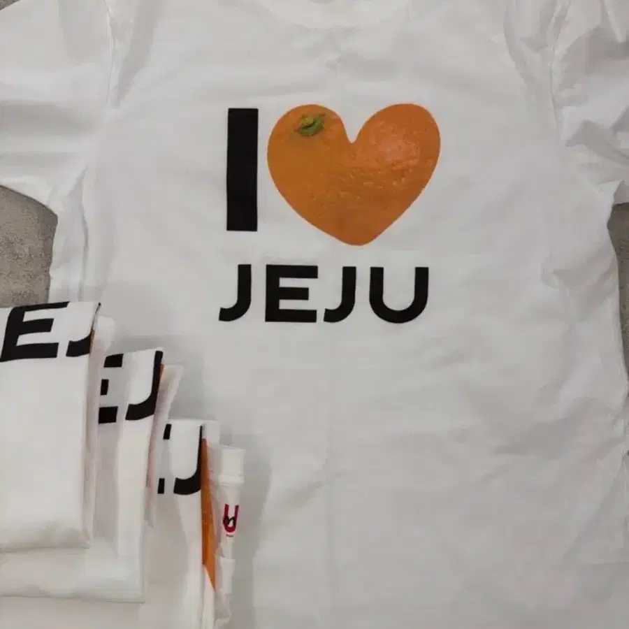 UT 유니클로 제주 감귤 티셔츠