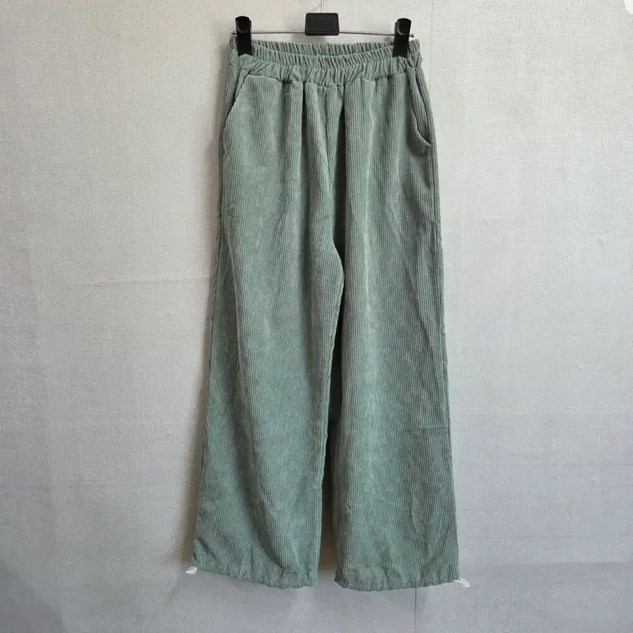 여성 코듀로이 와이드 조거 팬츠 F JJ4156