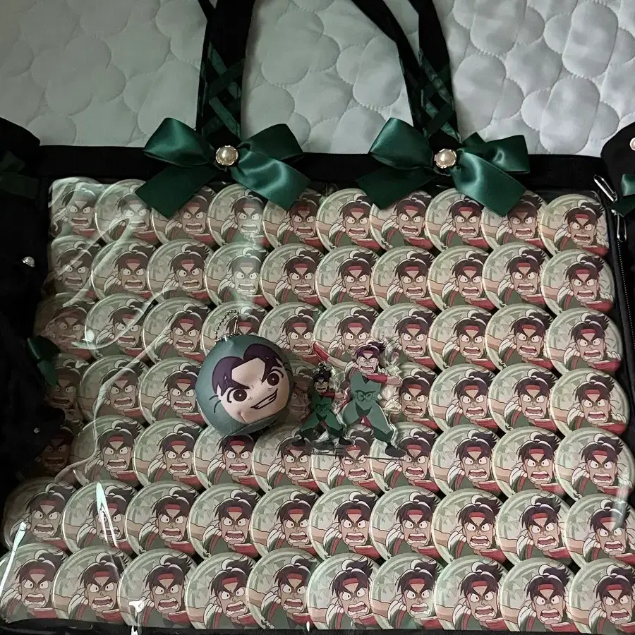 닌타마 시오에 몬지로 뱃지 양도 이타백