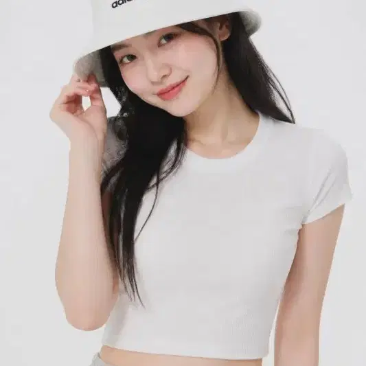 공용/아디다스 22FW 버킷 햇 화이트