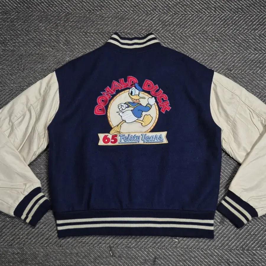 [S]90s USA 디즈니 도날드덕 바시티-B428