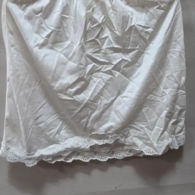 속치마90