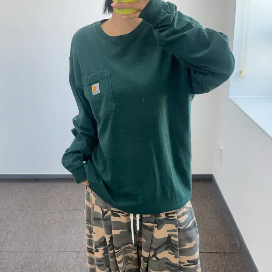 Carhartt 칼하트 다크그린 원포켓 롱슬리브