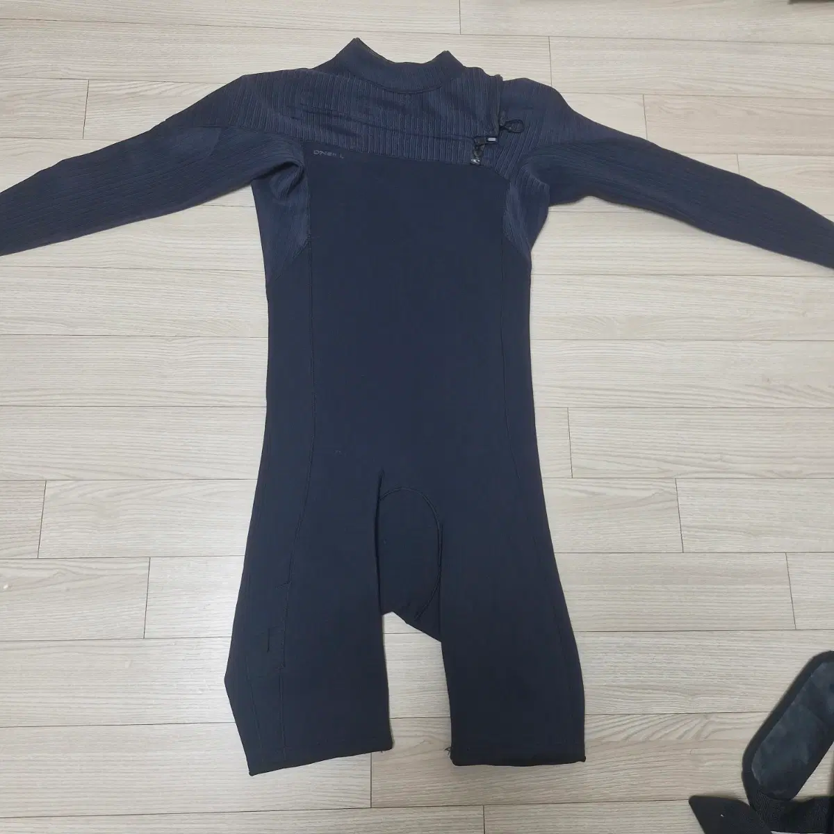 오닐 웻슈트 하이퍼브레이크 체스트집 2mm L