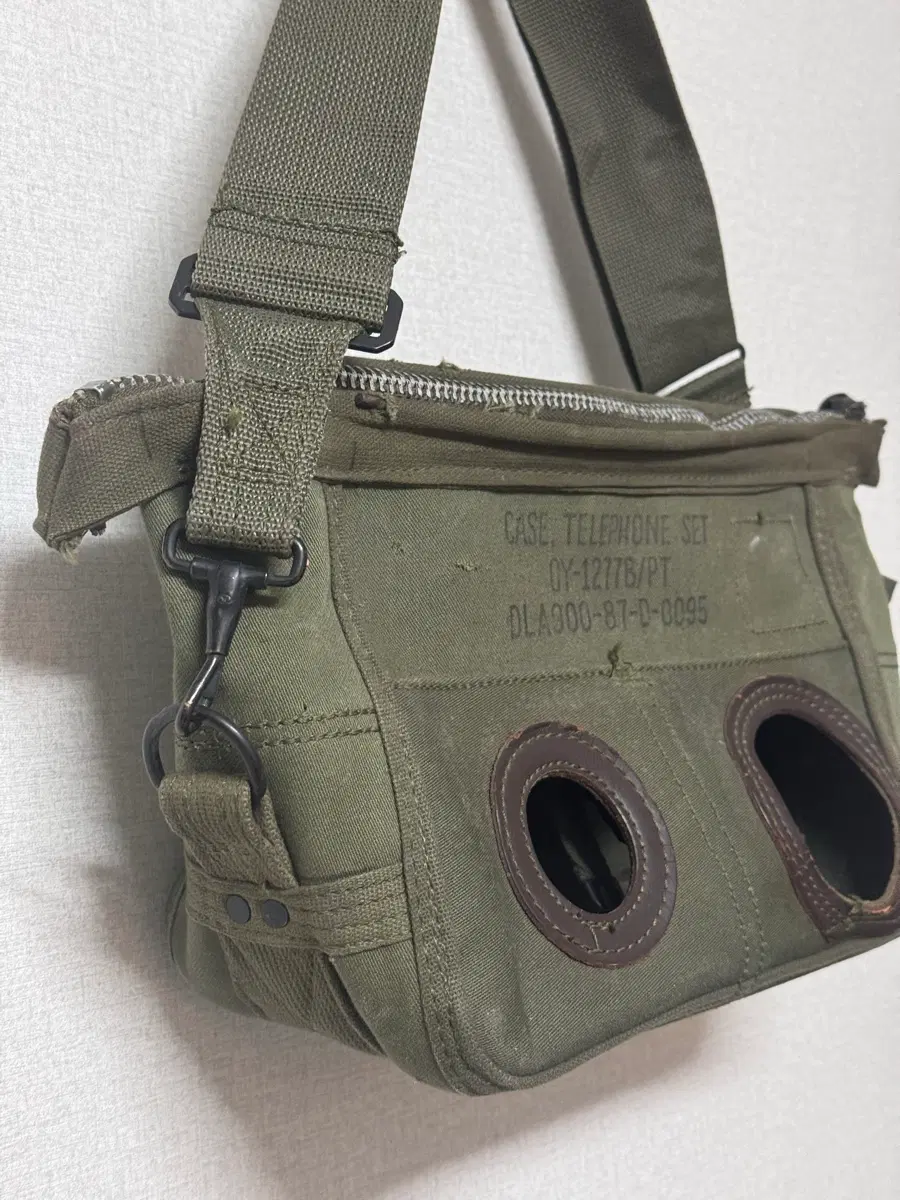 미군에서 TA-312/PT 야전 전화기 수납 및 운반용으로 사용된 CY-1277B/PT 오리지널 밀리터리 케이스