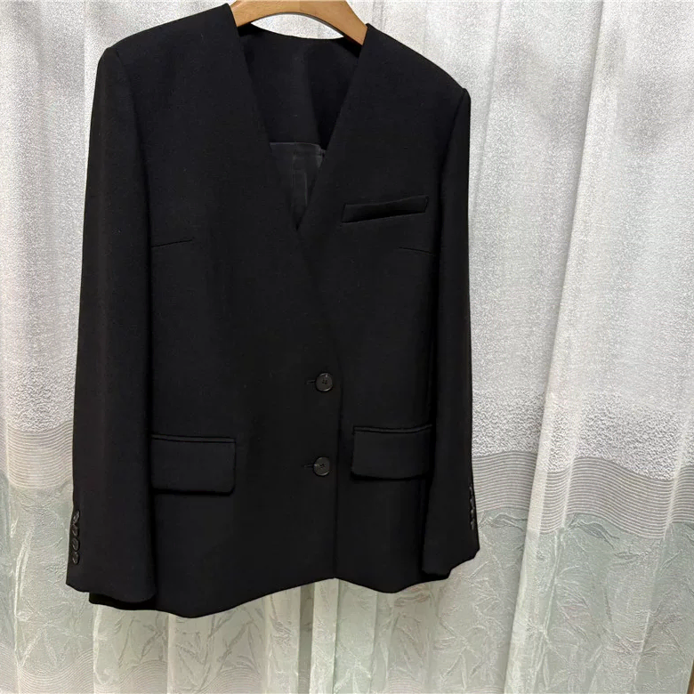 E .B .M쟈켓