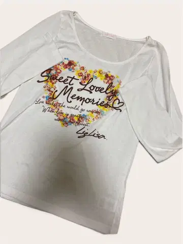 새상품급 LIZ LISA 긴팔 티셔츠 화이트