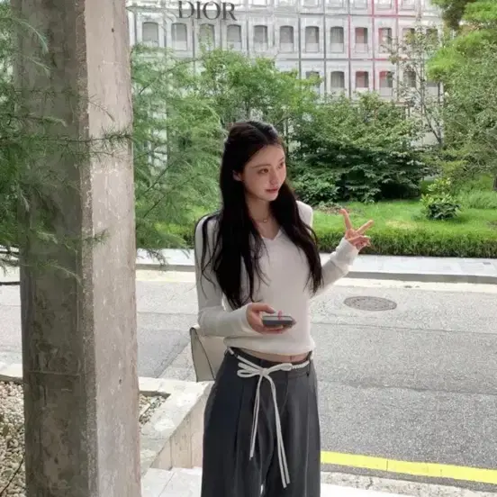 르플레인 로우 니트