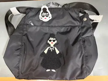 새상품 HAPPY FACE 레이디에마 사가 자수 나일론 백팩 블랙
