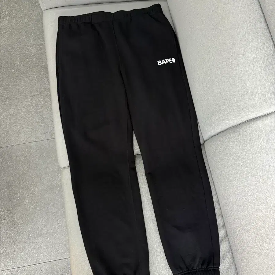 베이프 로고 조거 팬츠 XL