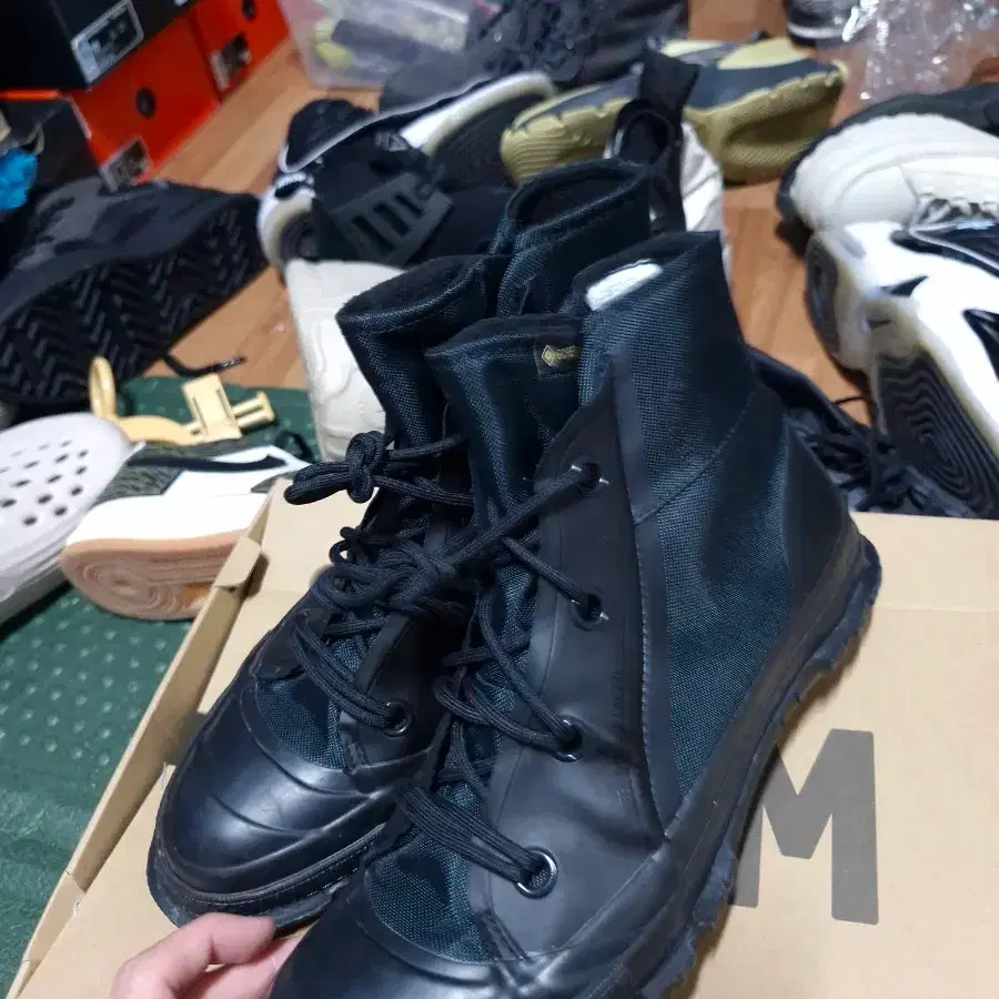 컨버스 척테일 MC18 고어텍스 하이 280