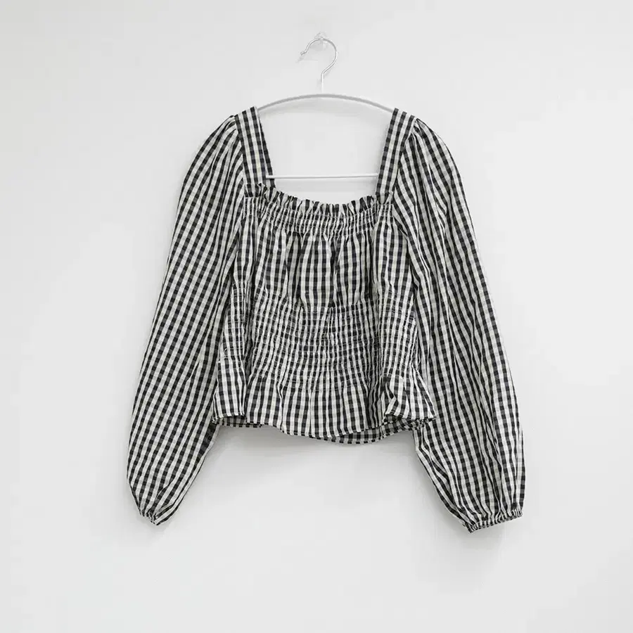 스퀘어 프릴 체크 긴팔 블라우스